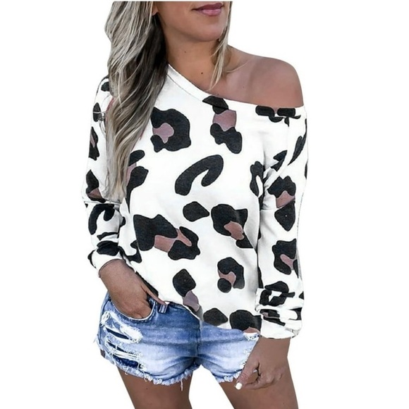 Women’s Off-Shoulder Cheetah Leopard Animal Print Long Sleeve Top - Picture 2 of 6